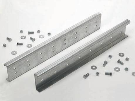 Splice plates and related accessories for walkway grating installation.